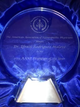 Médico Naturopático 2012